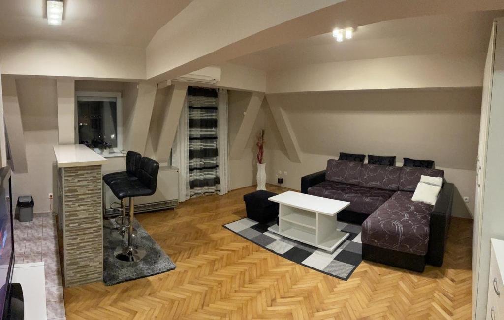 Vale's apartment - Housity