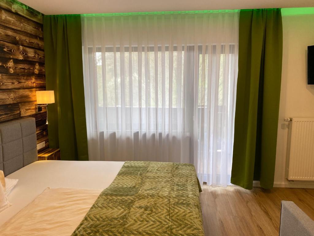 Gasthof zur Sonne Winzenhohl - Habitación Doble Con Balcón