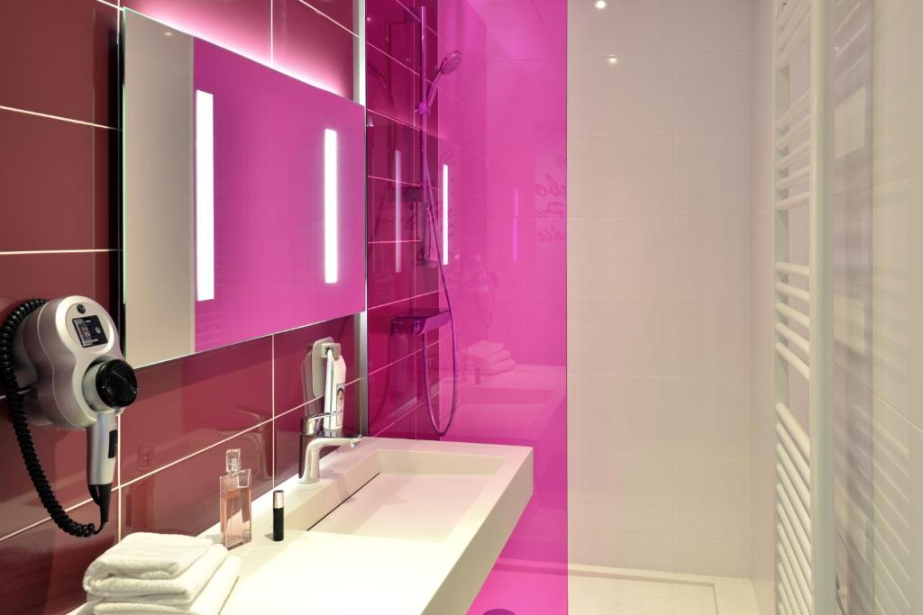 Koupelna v ubytování ibis Styles Montelimar Centre