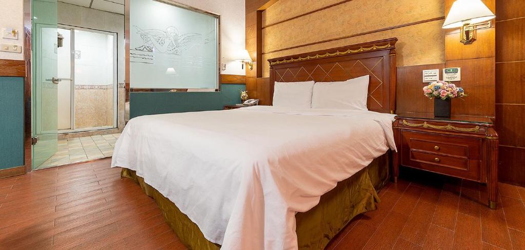 Postel nebo postele na pokoji v ubytování Chicago Motel