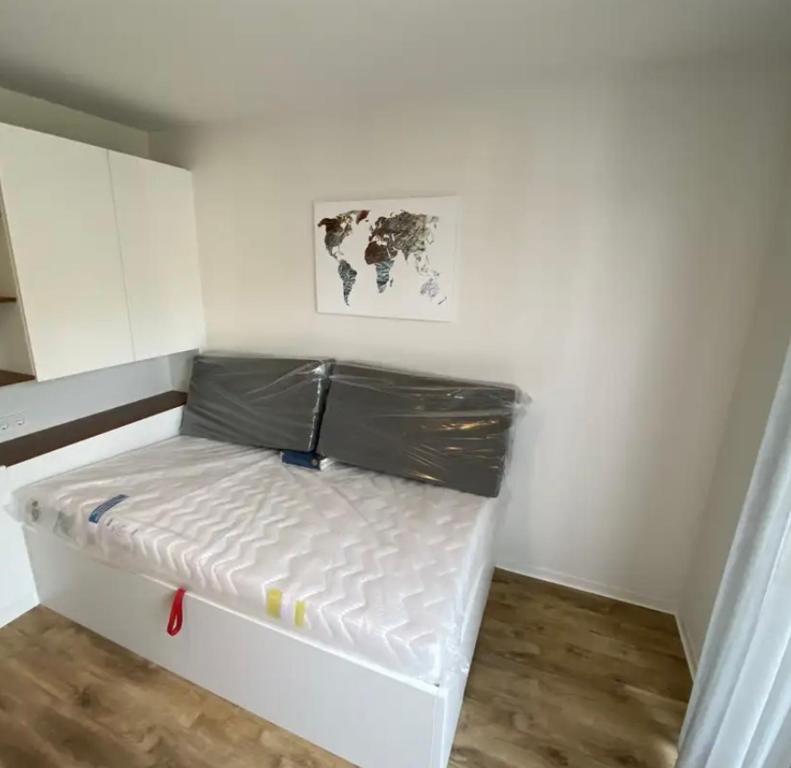 Fotografie z fotogalerie ubytování Gehobenes Apartment mit Balkon v destinaci Reutlingen