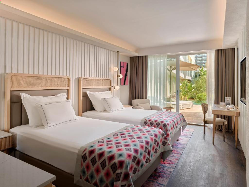 Lara Barut Collection-Ultra All Inclusive - 