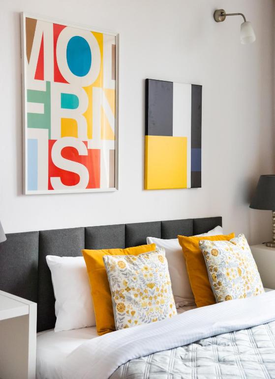 Superior Metro Centrum Apartment - One-Bedroom Apartment