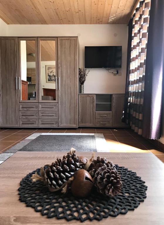 TV a/nebo společenská místnost v ubytování Prána Apartman