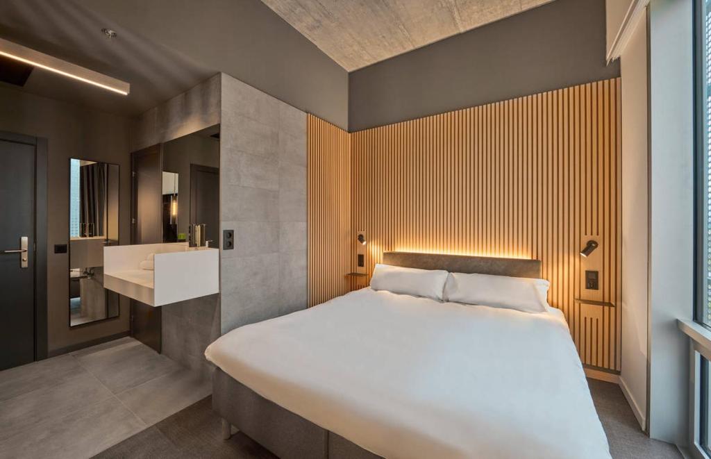 Zleep Madrid Airport - Resim 8