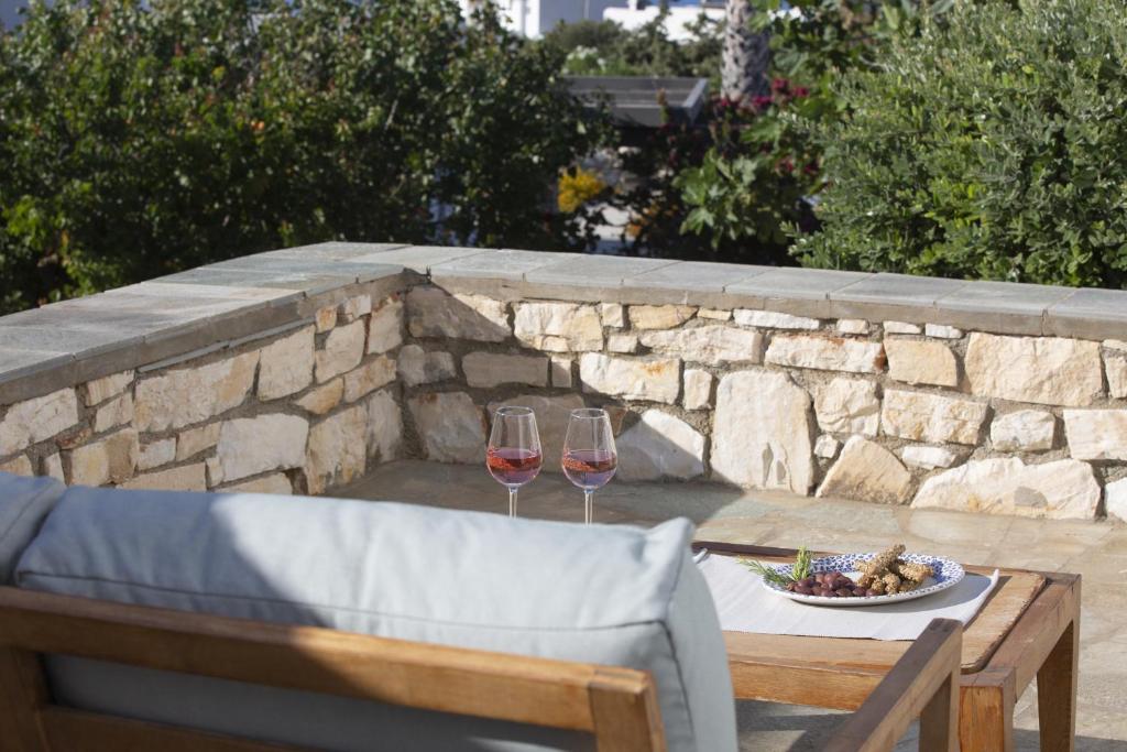 Nápoje v ubytovaní Villa Erato · Ideal family Villa for 8 - Pool, Sea Views