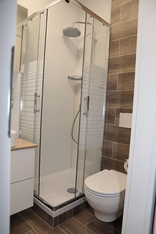 Fotografia z galérie ubytovania Very Berry Długa 18-5A-2 City Center Apartments, AC, self check in 24h! v Poznani