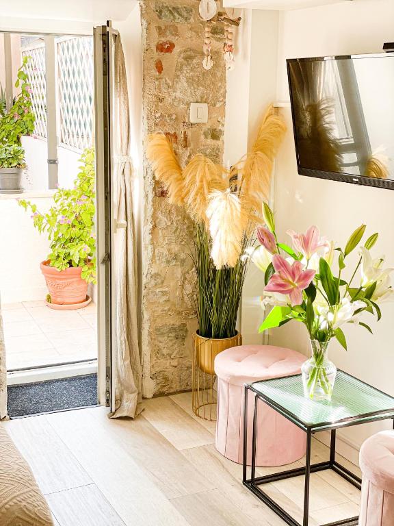 TV a/nebo společenská místnost v ubytování True Colors Apartments Split