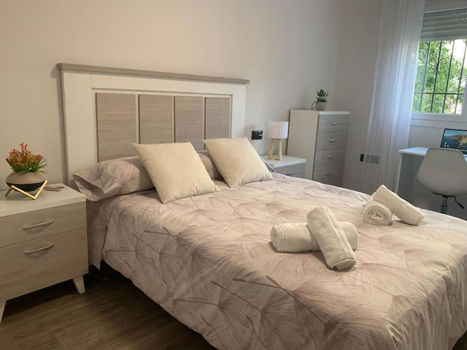 Apartamento céntrico. Wifi. Parking incluído. - Housity