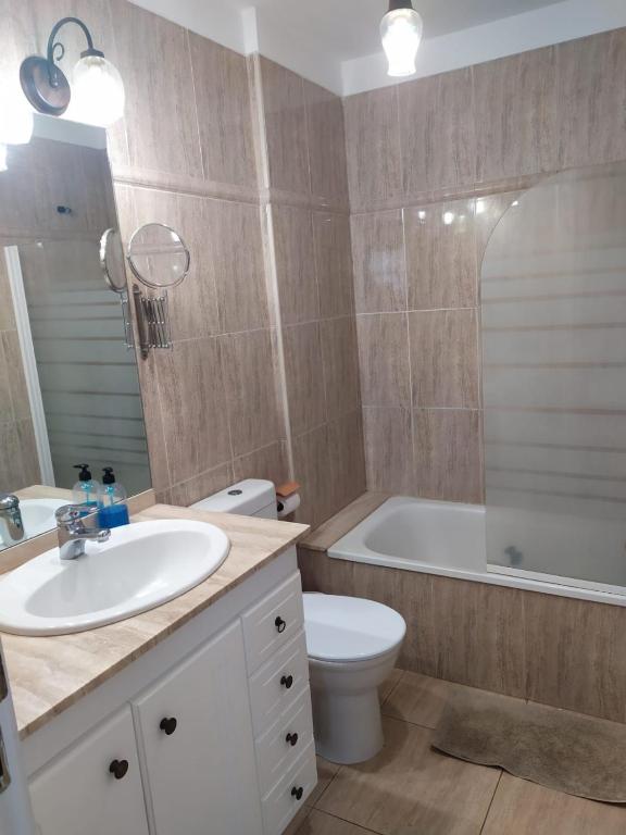 A bathroom at Casa Sagittarius Ocean view