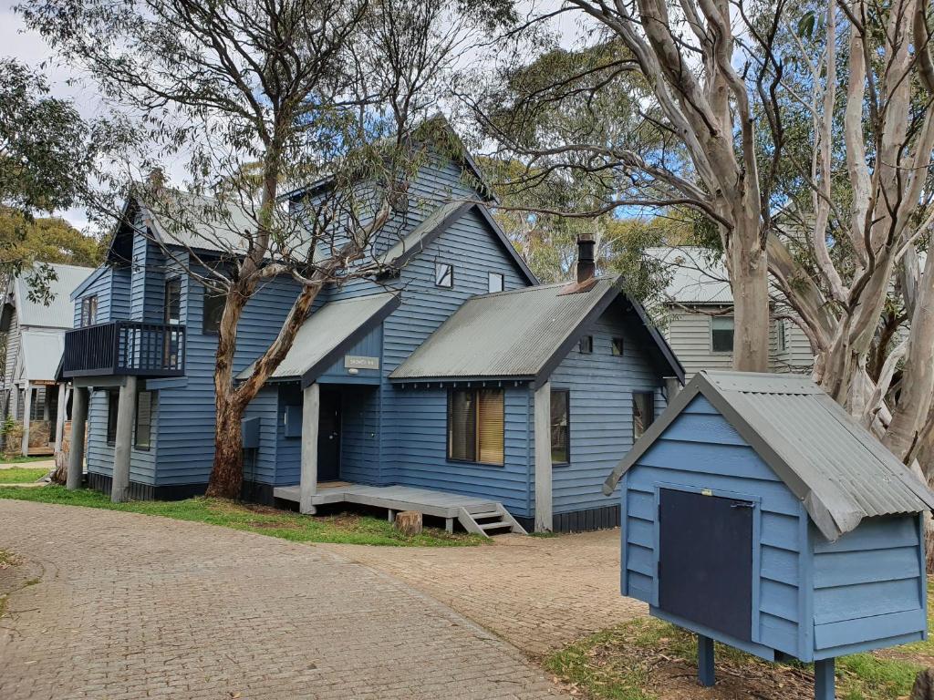 SNOWED INN apartment, Dinner Plain (updated prices 2024)