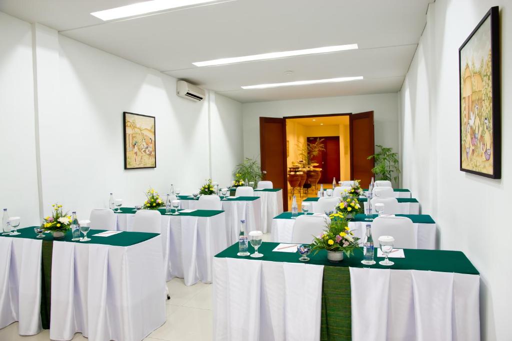 Konferenční prostory v ubytování The Rani Hotel & Spa