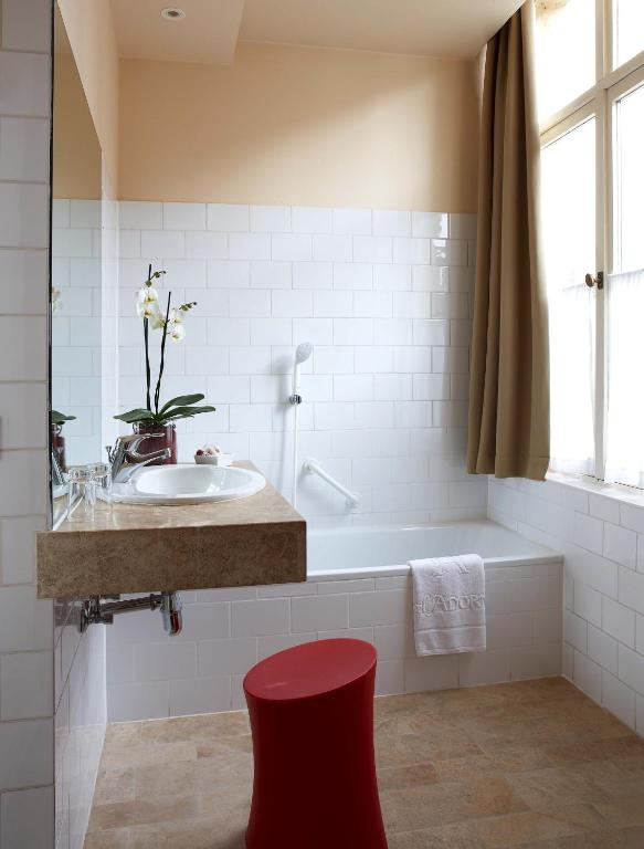 Hotel Adornes - Resim 3