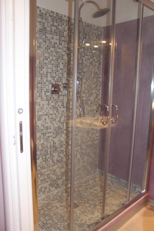 Rooms Of Love - Deluxe Double Room With Balcony