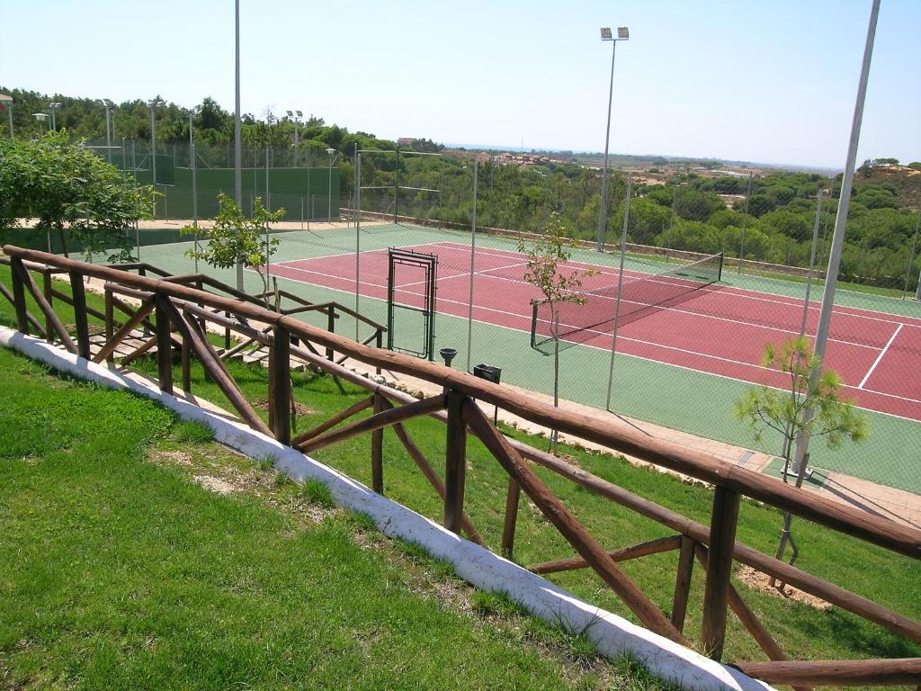 Tenis a/nebo squash v ubytování Relax, playa, golf...!! Ático de lujo, 130 m2, WIFI, urbanización privada... nebo okolí