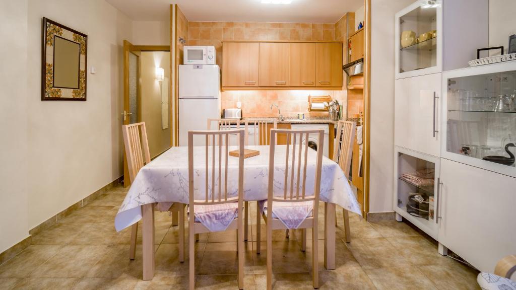 Kuchyň nebo kuchyňský kout v ubytování Hortalet El Tarter