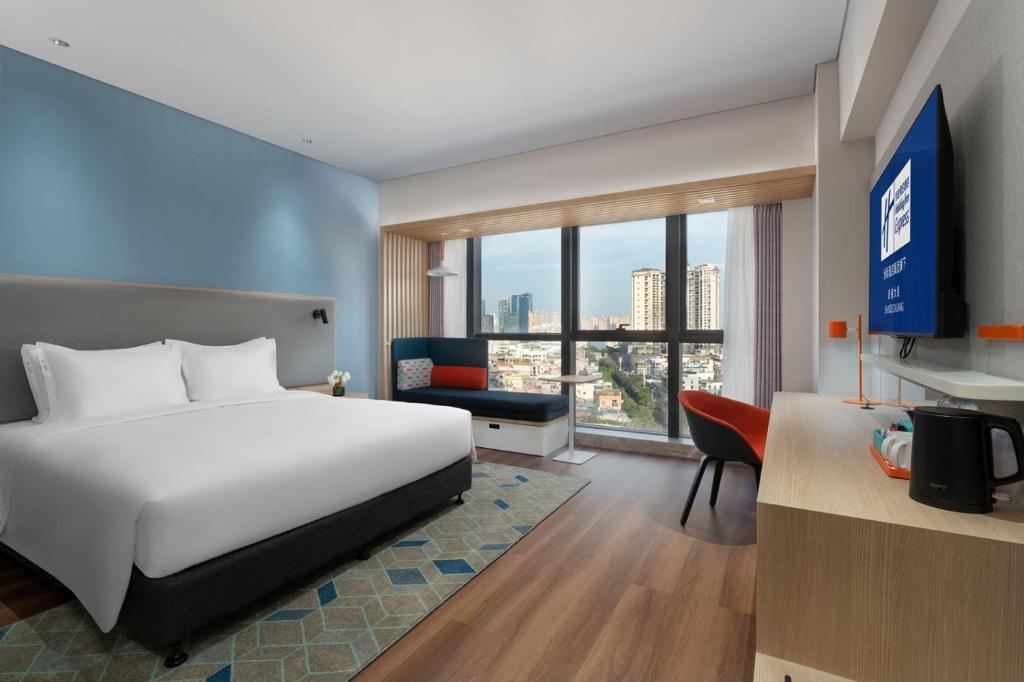 Postel nebo postele na pokoji v ubytování Holiday Inn Express Shunde Daliang by IHG