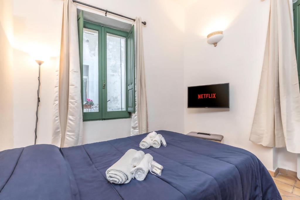 PIAZZA AZUNI a 2 min storico Appartamento IN PIENO CENTRO, Sassari