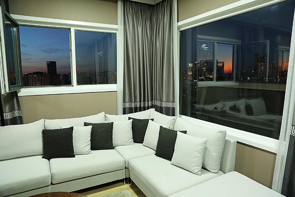Kerthill Hotel - Deluxe Double Room With Balcony