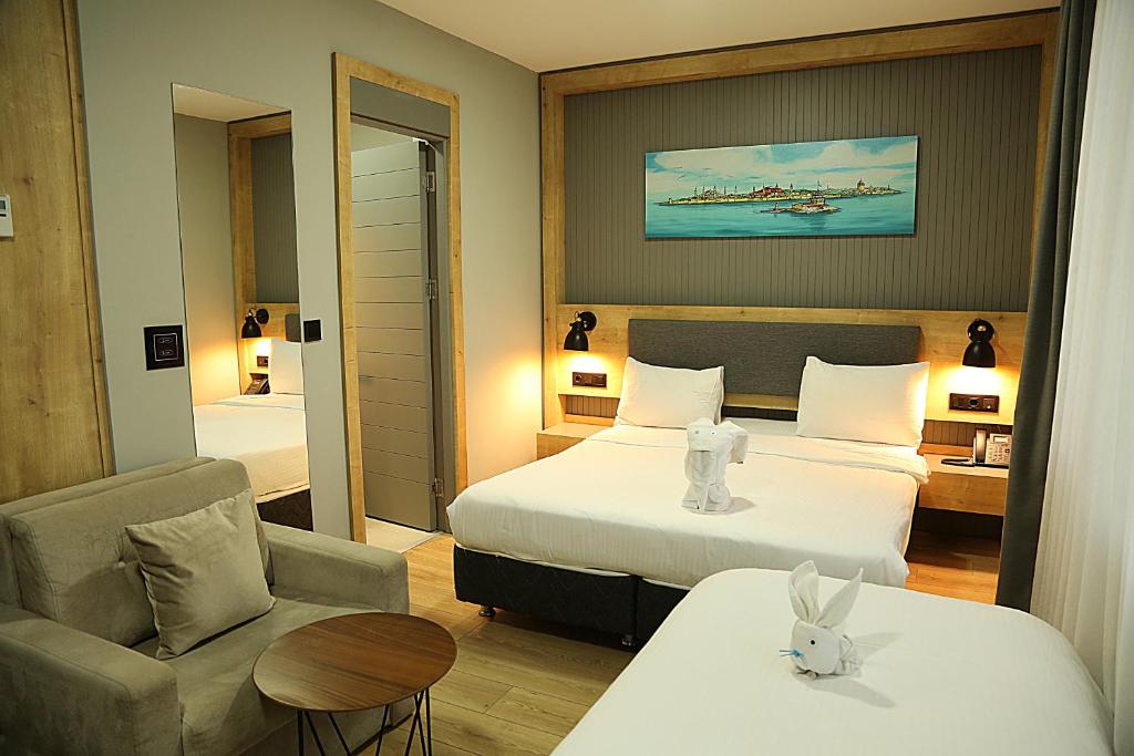 Kerthill Hotel - Double Room With Extra Bed
