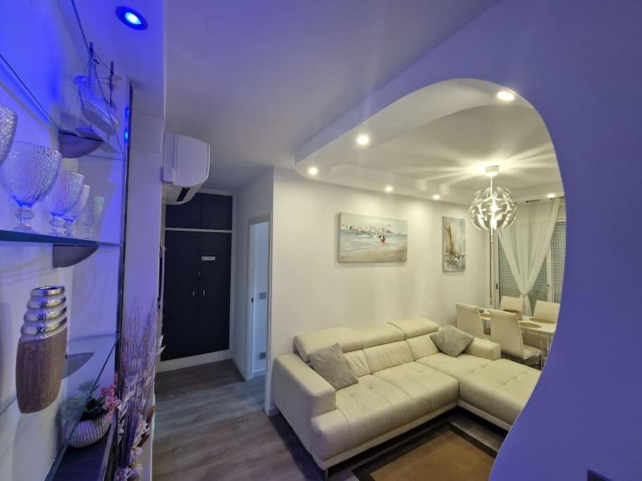 Posezení v ubytování Luxury Beach House with Terrace San Juan Alicante