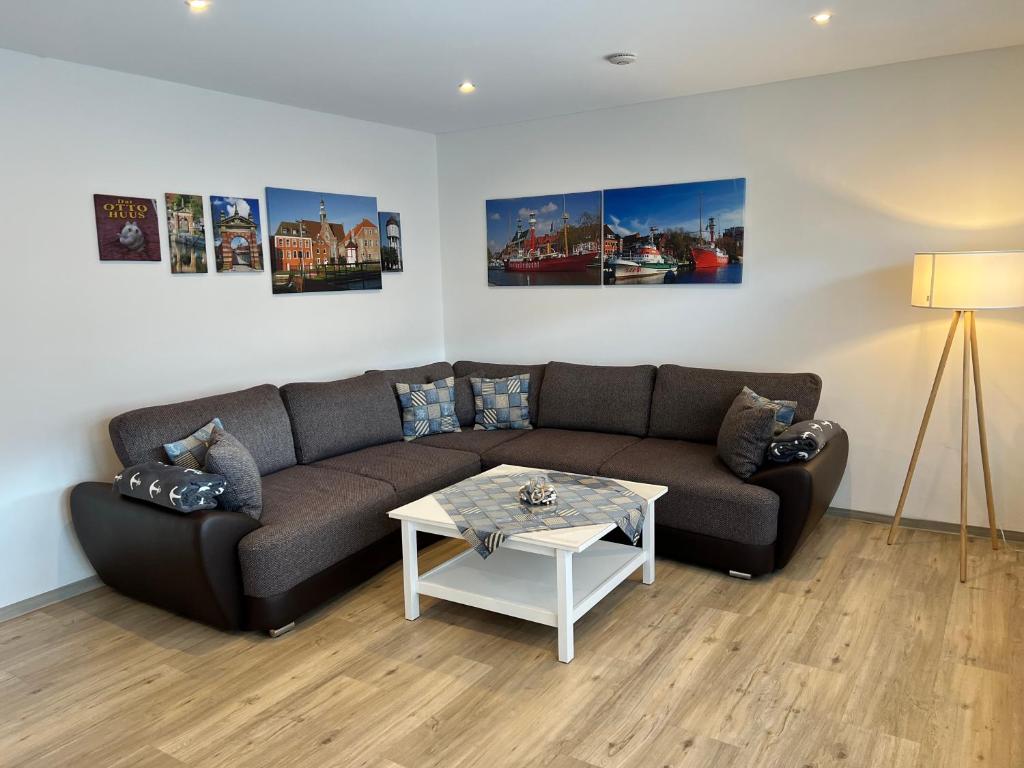 Posezení v ubytování Ferienwohnung Wippsteert - 5 Sterne - mit Balkon und Pkw Stellplatz