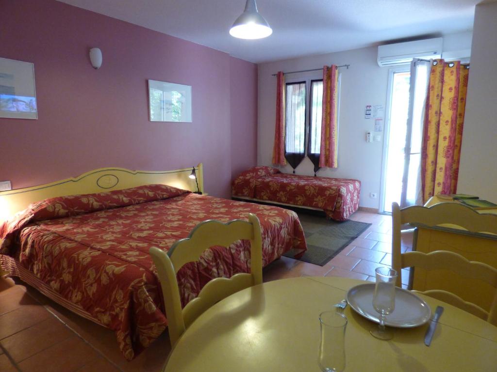 
Studio with Pool View
