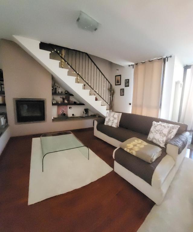 Posedenie v ubytovaní Casa Cristina