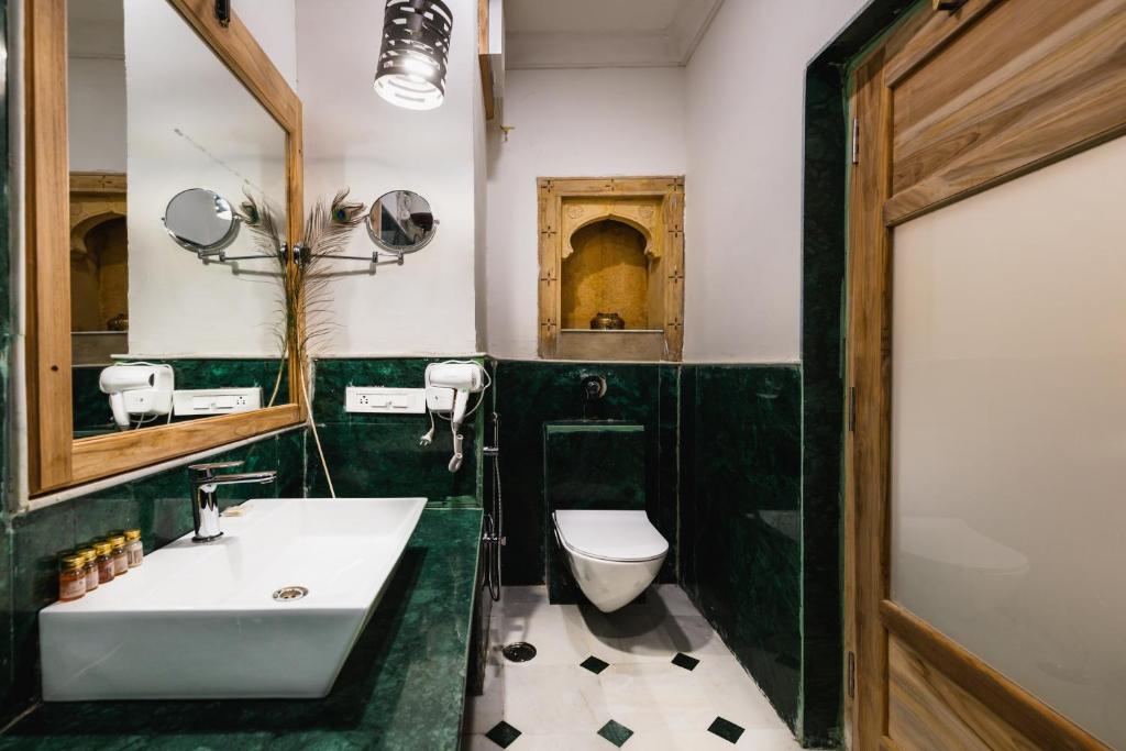 Koupelna v ubytování Hotel Meri Haveli