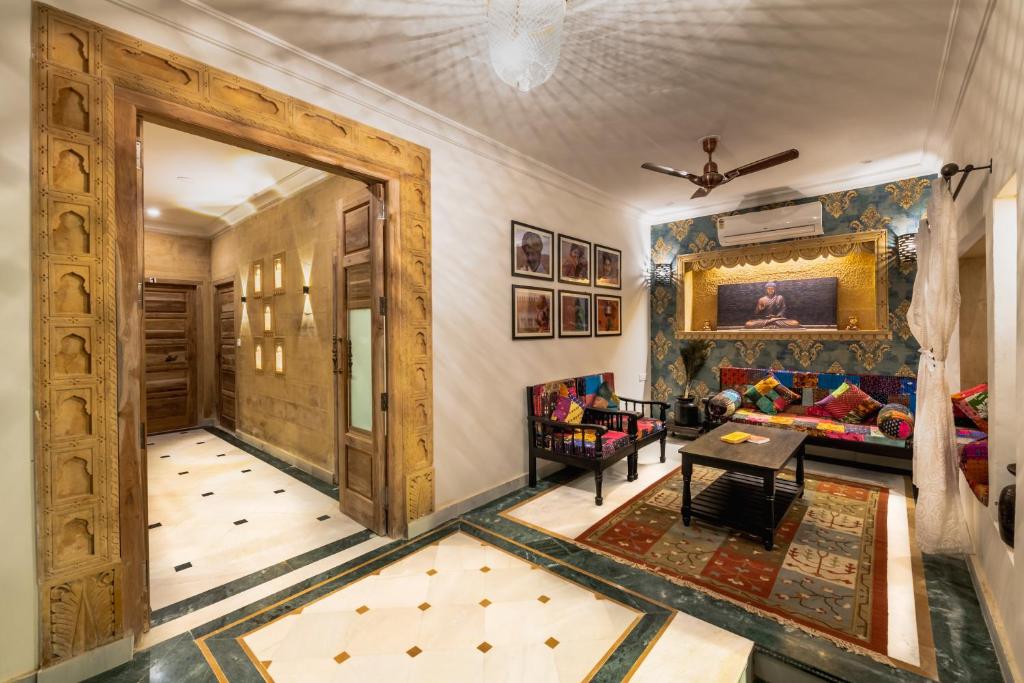 Posezení v ubytování Hotel Meri Haveli