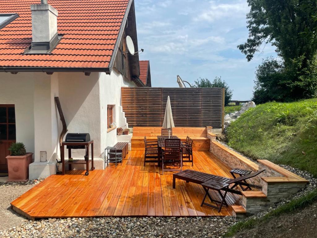 wundervoll eben - CHALETS & PLÄTZE voller WUNDER - NOTSCHKERL & FEINIS - Apartamento Con Vista Al Jardín
