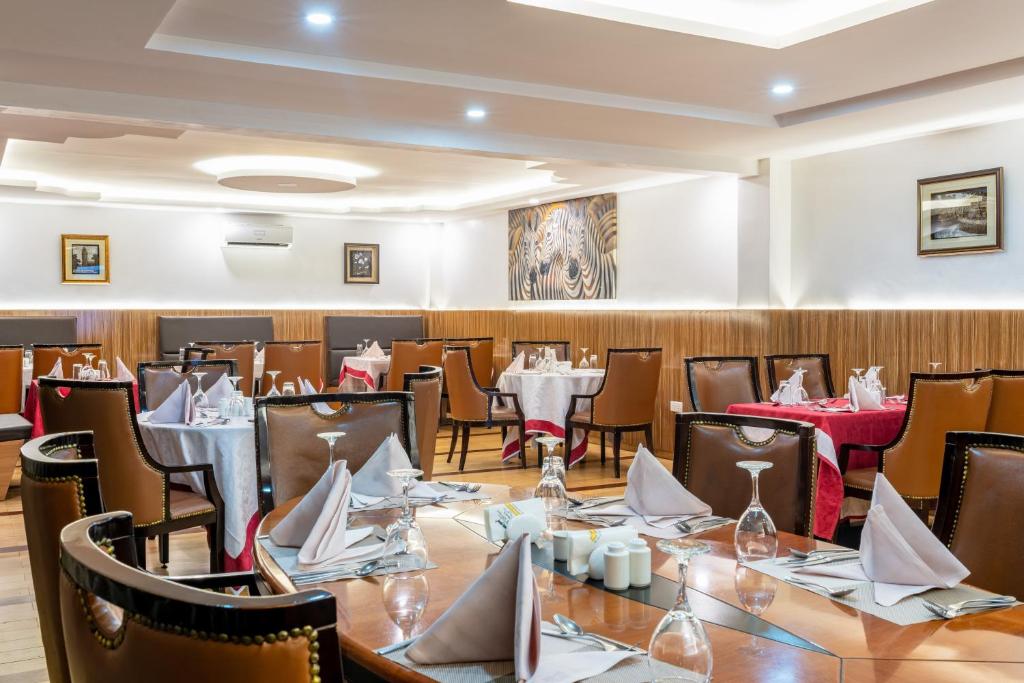 Restaurace v ubytování The Ole-Ken Hotel