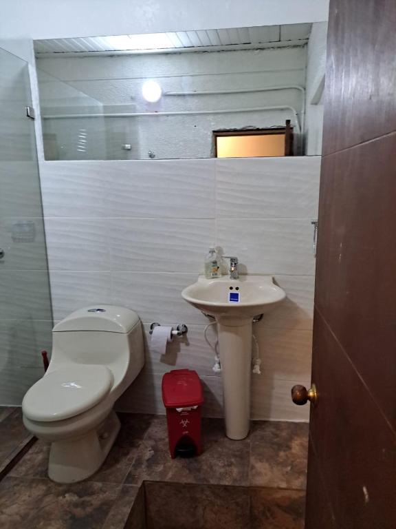 Koupelna v ubytování International House Co-Living