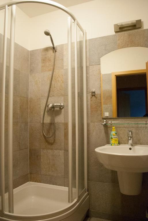 Koupelna v ubytování Apartmány Cestář Boží Dar
