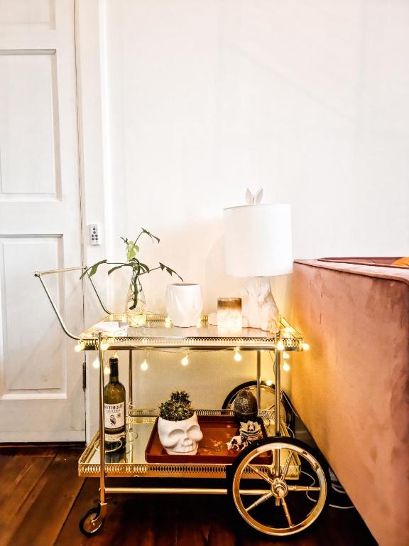 Fotografie z fotogalerie ubytování Whole Stylish Apartment 1880s Guinness Worker House v destinaci Dublin