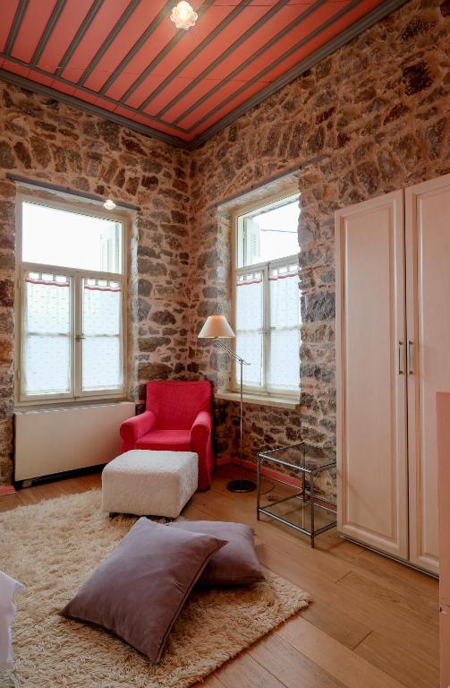 Posezení v ubytování Kyriaki Guesthouse & Suites