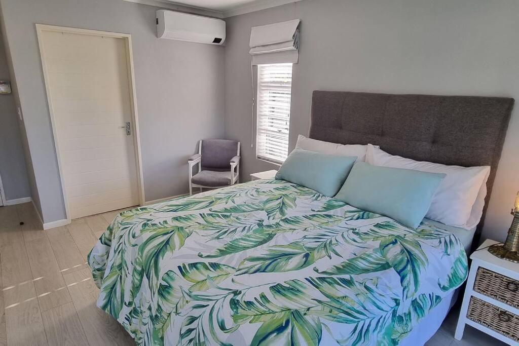 Beautiful Family Home in Sunningdale, Cape Town (updated prices 2024)