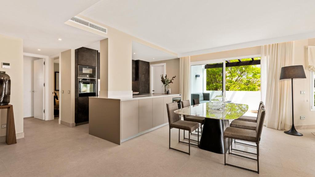 Posedenie v ubytovaní Luxury apartment at Monte Paraiso