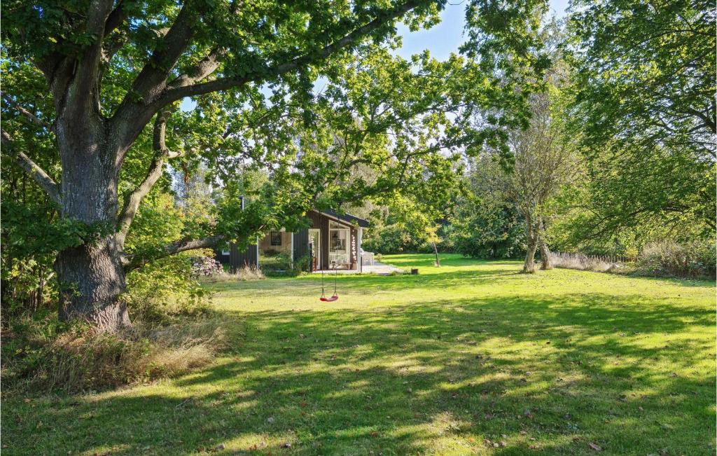 Zahrada ubytování 2 Bedroom Pet Friendly Home In Samsø