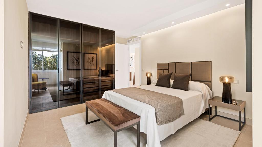 Posteľ alebo postele v izbe v ubytovaní Luxury apartment at Monte Paraiso