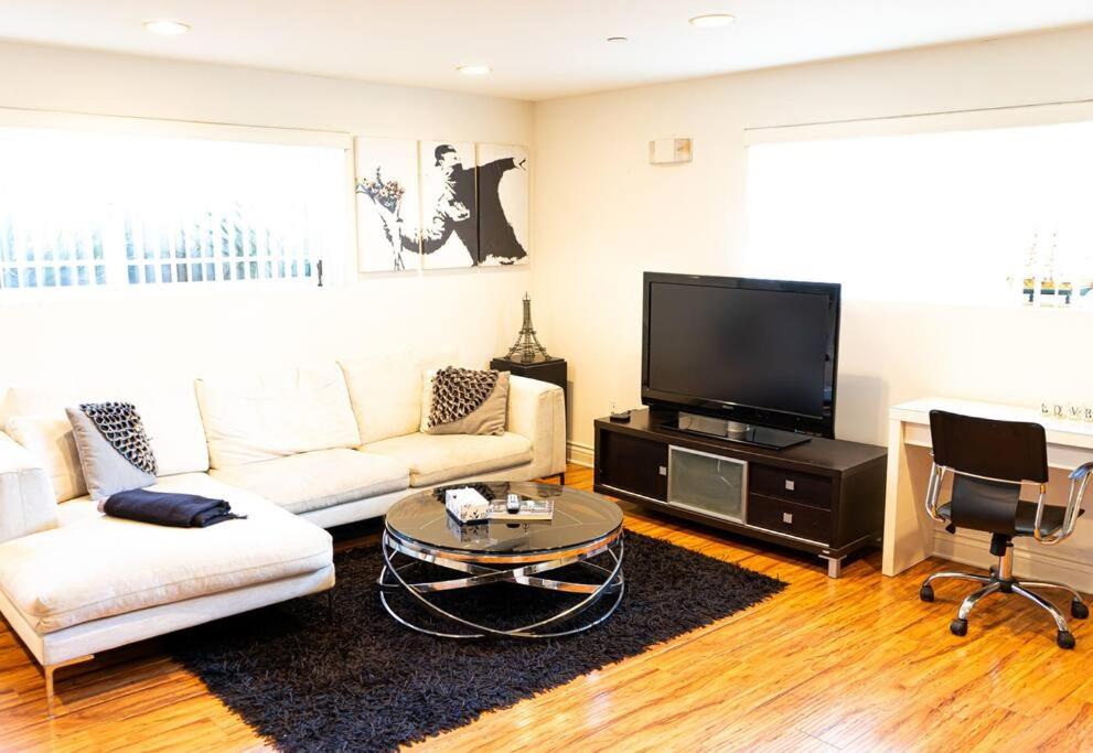 Luxury Beverly Hills Apartment, Los Angeles Updated 2023 Prices