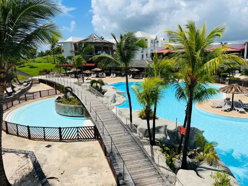 Chez Loulou, appartement T2 au Manganao, piscine et plage, Saint-François –  Updated 2023 Prices