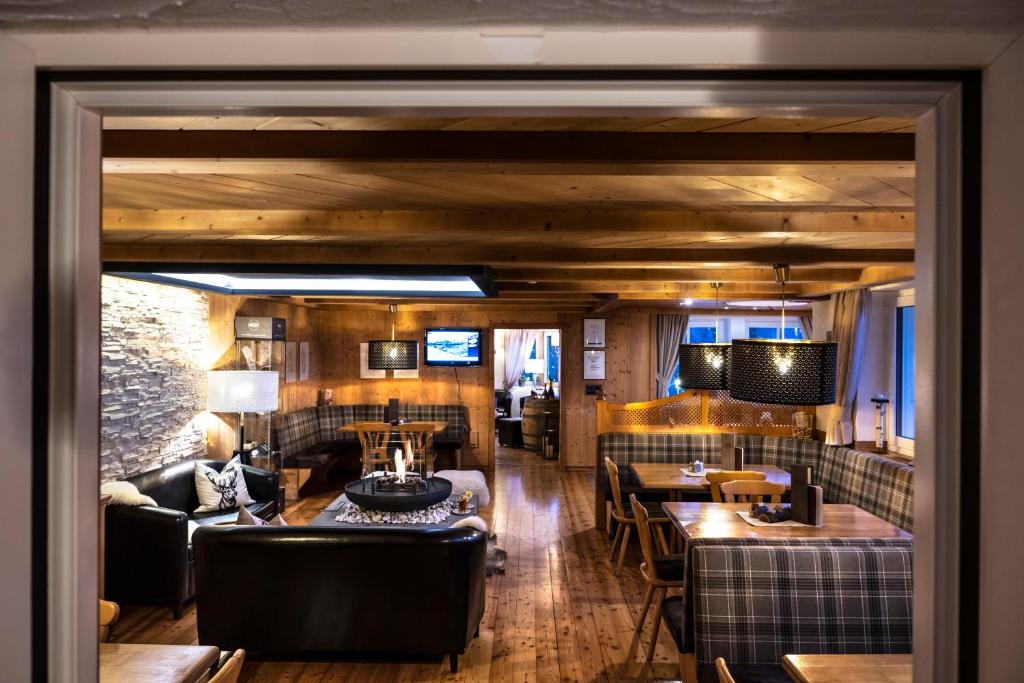 TV a/nebo společenská místnost v ubytování Hotel Bellavista
