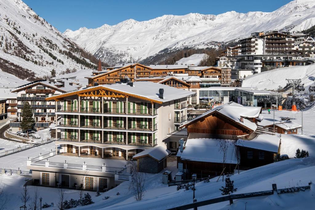 Nespecifikovaný výhled na hory nebo výhled na hory při pohledu z hotelu