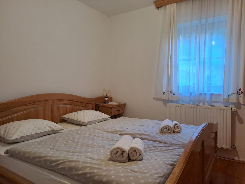 Postel nebo postele na pokoji v ubytování Mala hiša