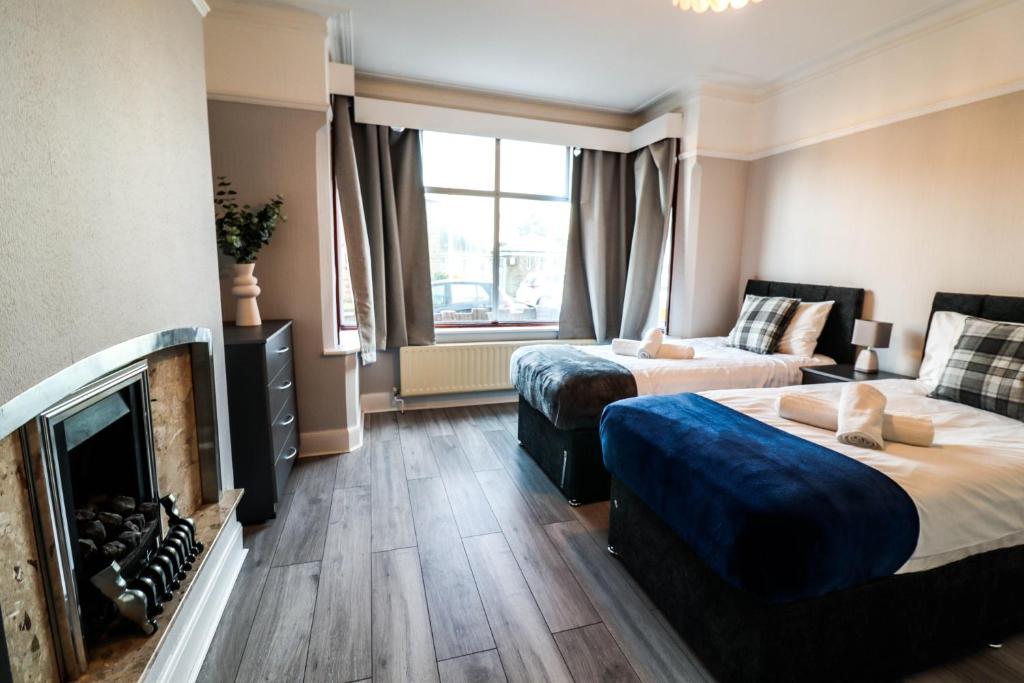Modern Contractor Housing - FREE WiFi and parking! - Apartment