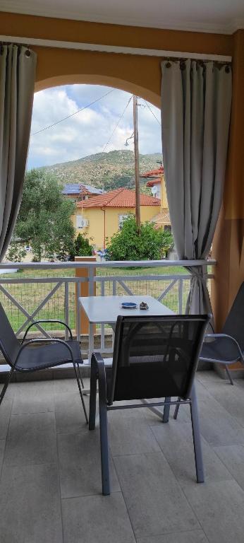 Balkon lub taras w obiekcie House Kallisti 2