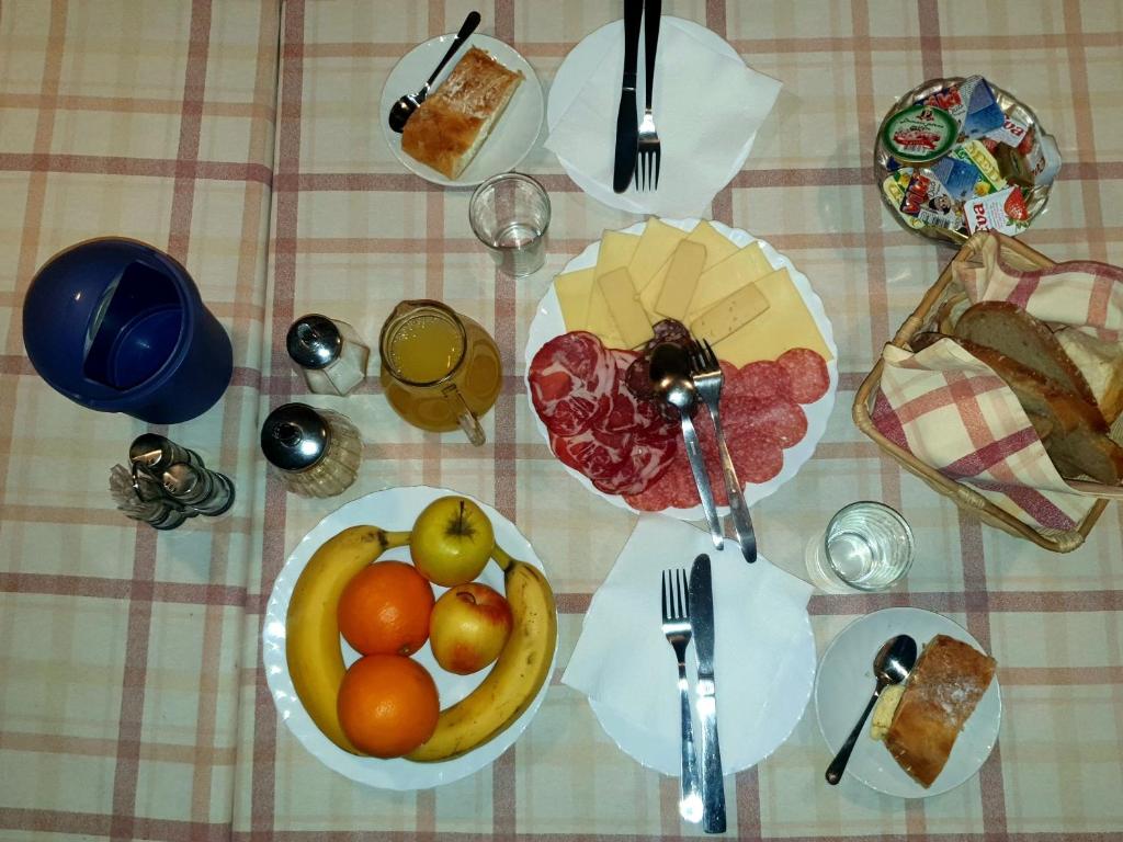 Jídlo v bed and breakfast nebo okolí