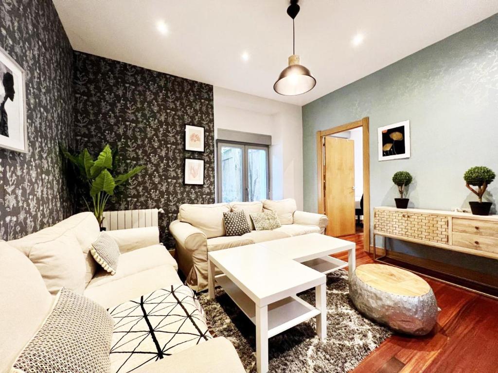 Bilbao Guggenheim Apartment by Getxo Garden Houses, Bilbao Updated