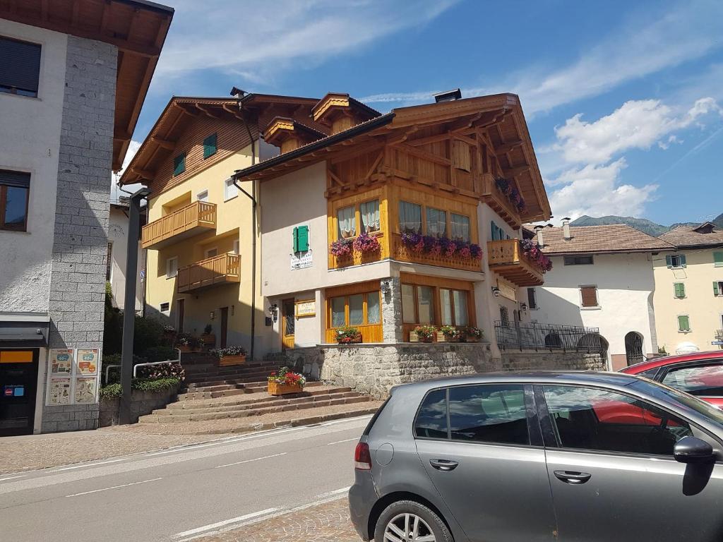 a car parked in front of a building at B&B Casa Nostra in Caderzone